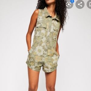 Spell & The Gypsy Eden Romper NWT Size Small